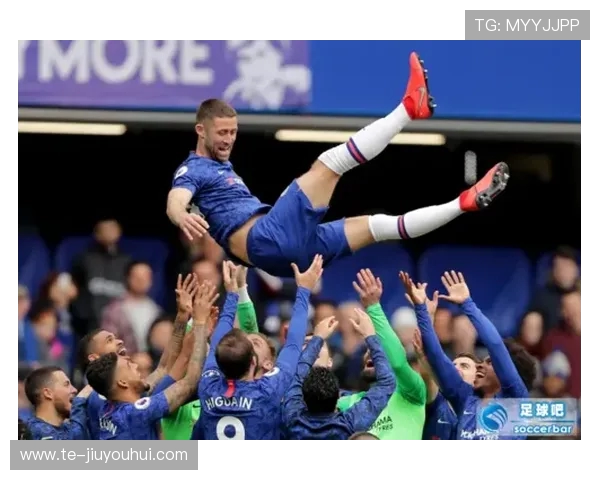 班德足球生涯最新动态及未来发展方向分析